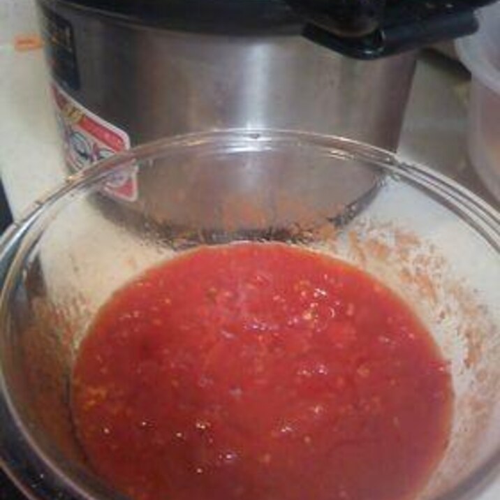 レンジで簡単トマトソース